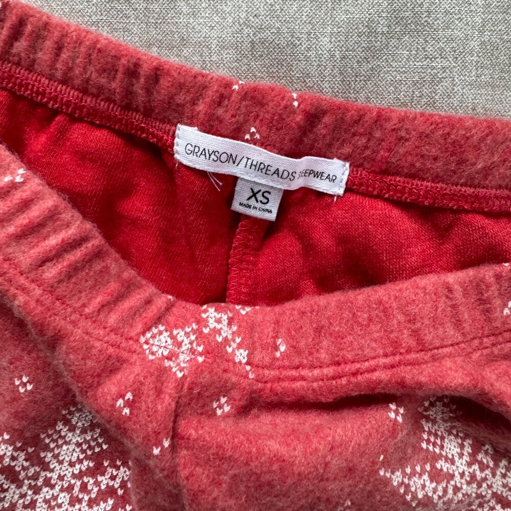 EUC Grayson Threads Sleepwear Women's Pajama Shorts Red Snowflakes Sz XS - Picture 2 of 4